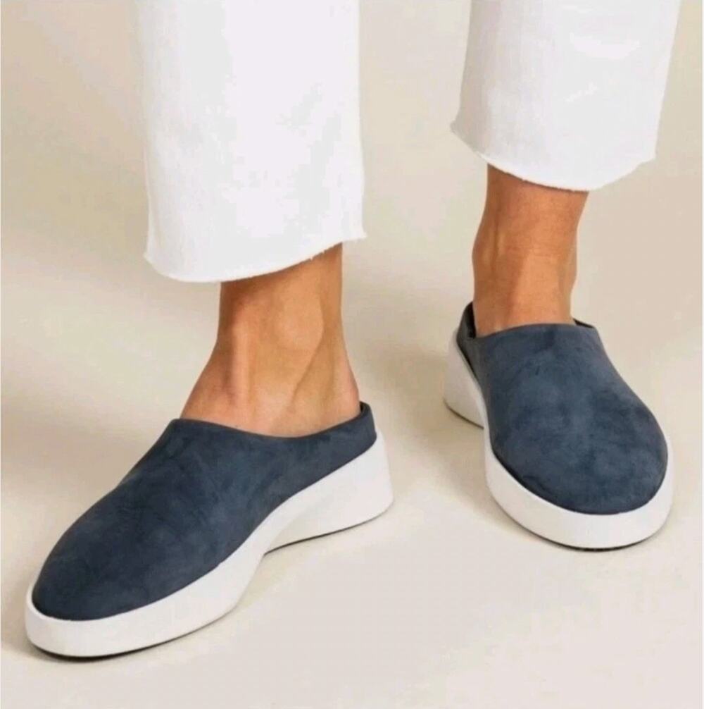 Wolf & Shepherd Womens 9 Cruise Mule Slip On Shoes Navy Blue Leather Mens 7 NIB